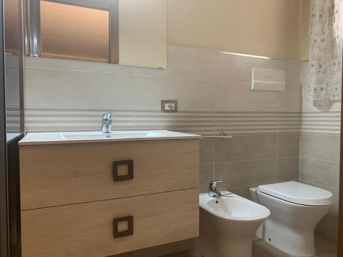 Le Residenze Del Mare Monolocale N6 Apartment La Caletta Luaran gambar