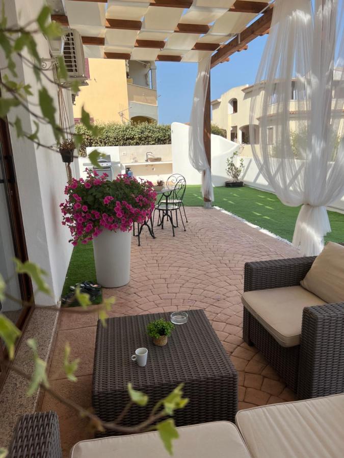 Le Residenze Del Mare Monolocale N6 Apartment La Caletta Luaran gambar